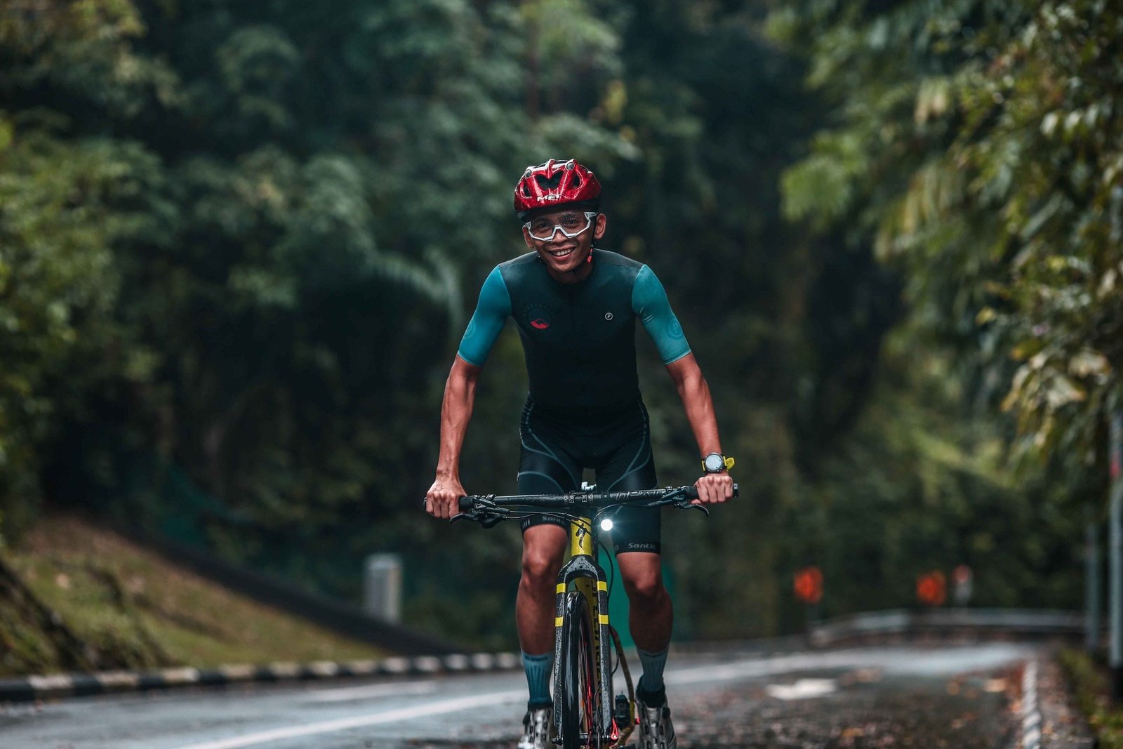 Everesting in Singapore: “I would do it again!” - Purpose Performance Wear