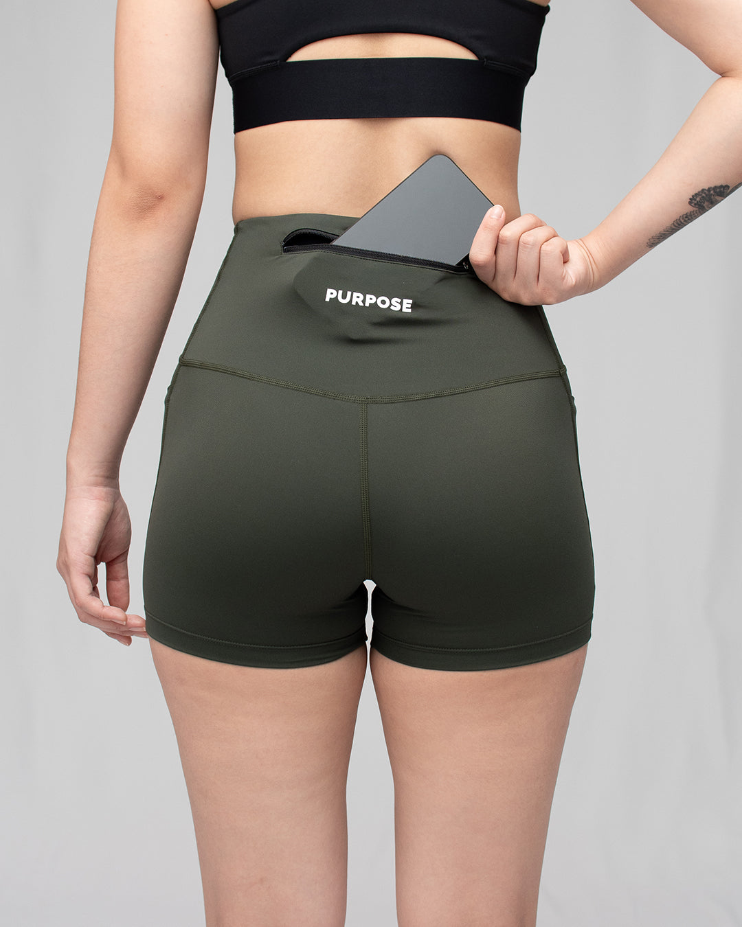 Purpose WOMEN Hybrid Short Tights 4-Inch (Moss Green)