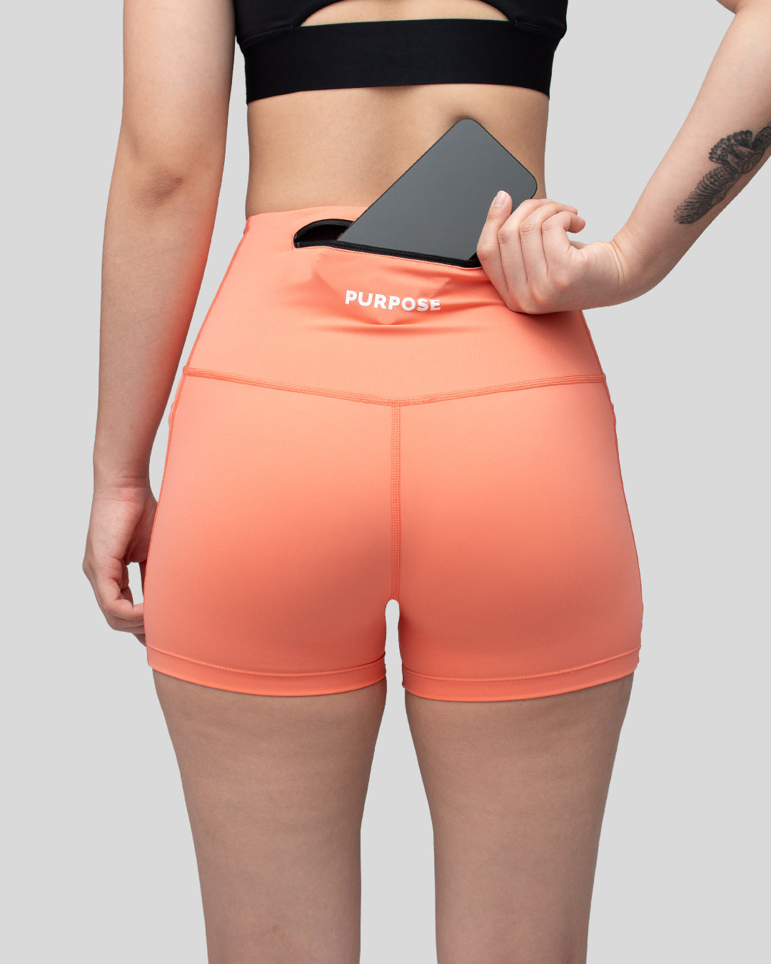 Purpose WOMEN Hybrid Short Tights 4-Inch (Peach)