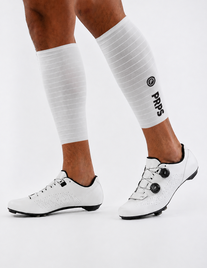 hypermesh-pro-aero-calf-sleeves-01_71f9ce18-6280-46d6-b2ed-d6c679d4ba4d.png