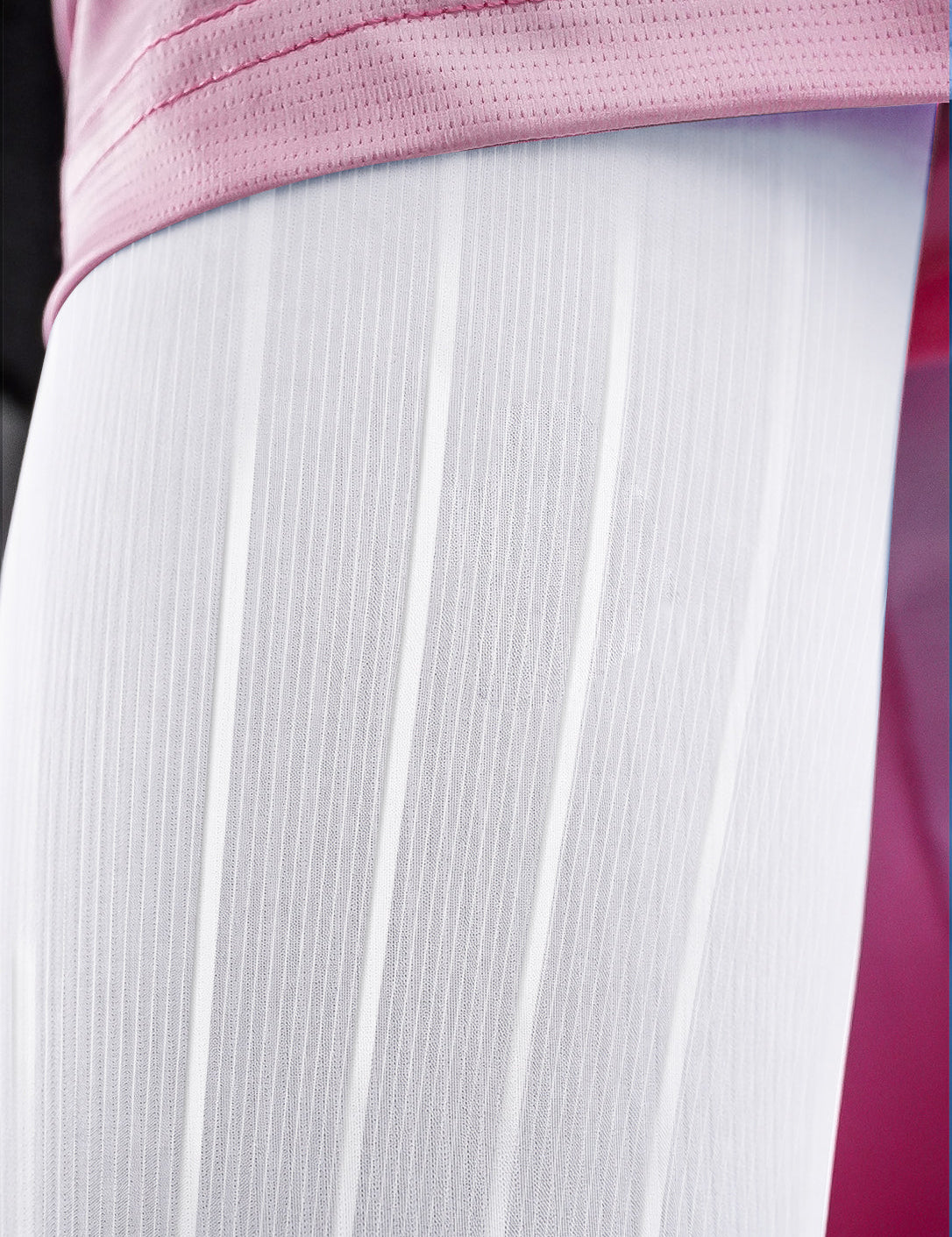 purpose-hypermesh-aero-arm-sleeves-frost-unisex-02_1.jpg