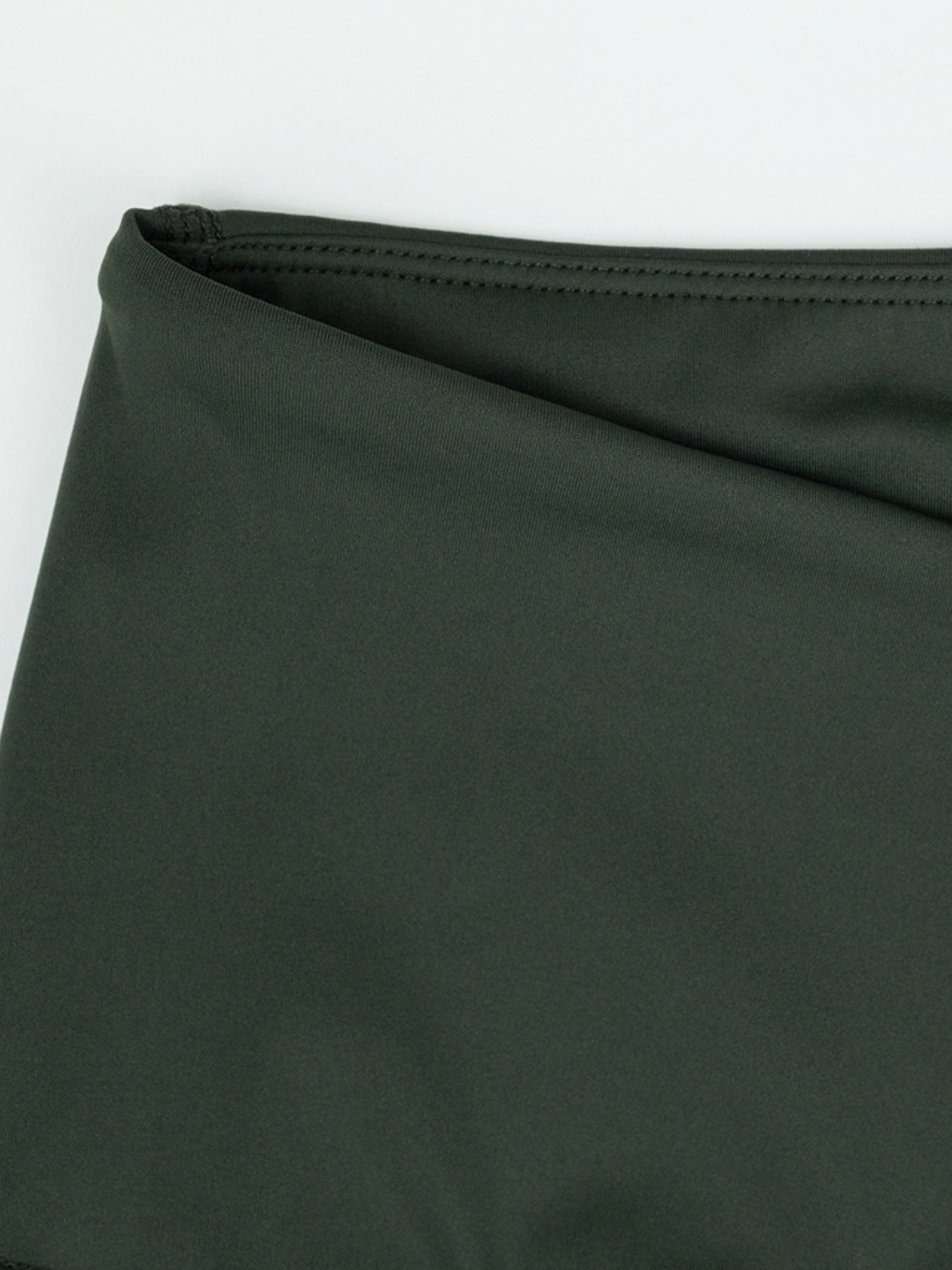 Purpose WOMEN Hybrid Mid-Length Tights 6-inch (Moss Green)